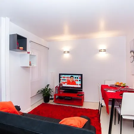 Ana'S Design Apartments-3